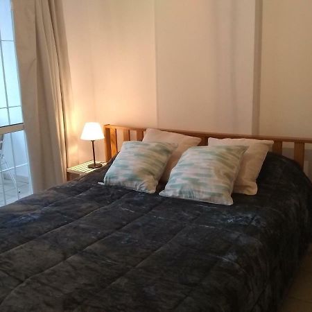 Moreno 1330 روزاريو المظهر الخارجي الصورة