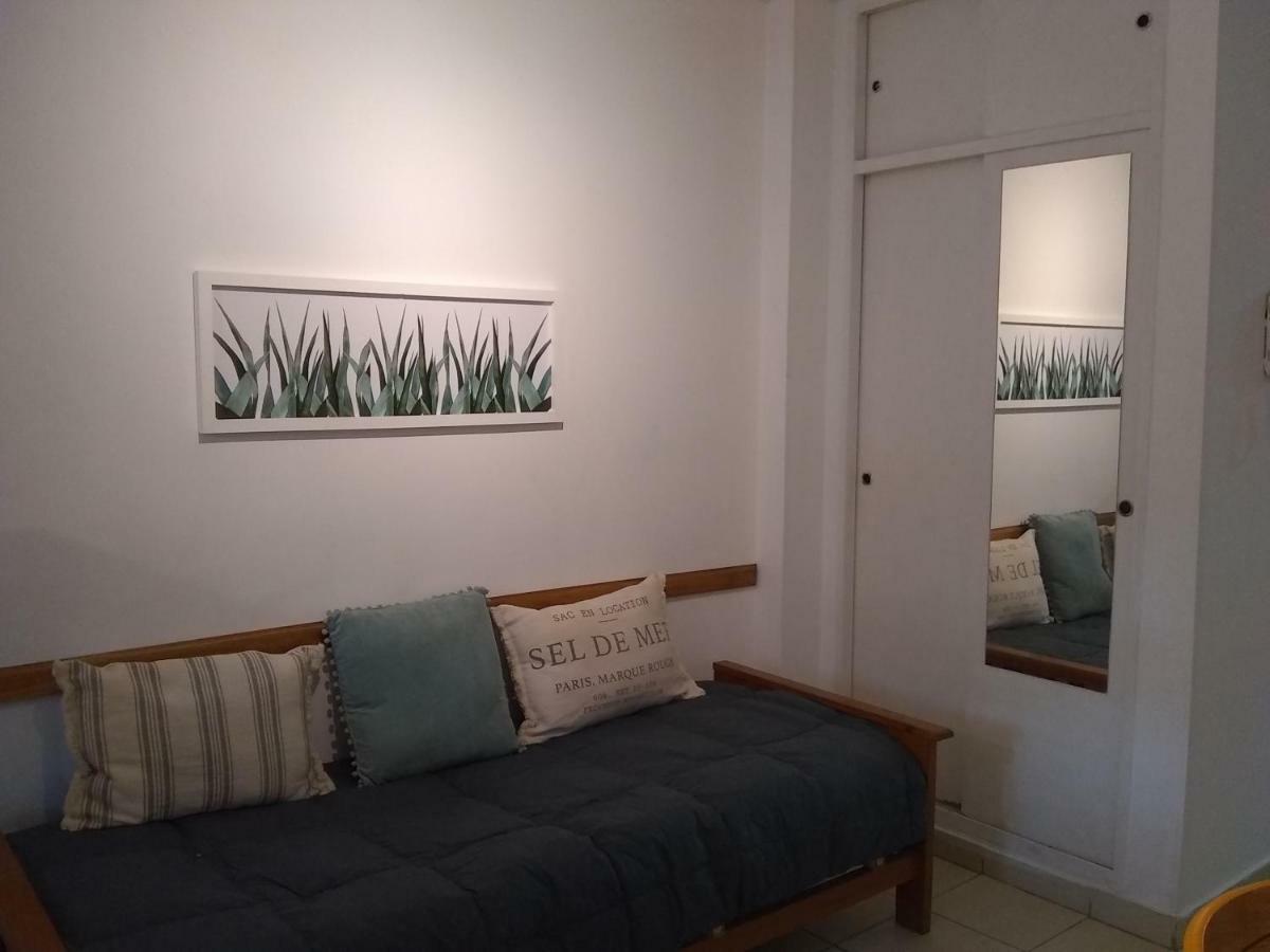 Moreno 1330 روزاريو المظهر الخارجي الصورة